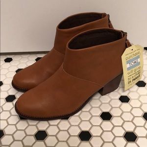 TOMS Leila Warm Tan Leather Booties